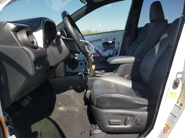 Photo 7 from auction – 2017 TOYOTA RAV4 SE with VIN JTMJFREV2HD211555
