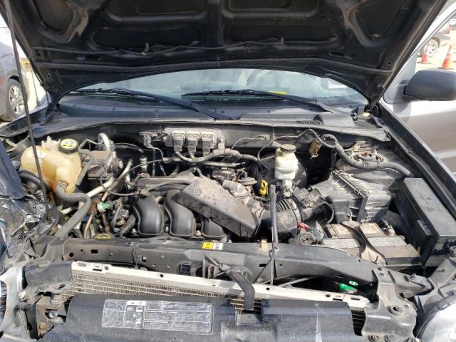 Photo 11 from auction – 2005 FORD ESCAPE XLT with VIN 1FMYU93125KD28477