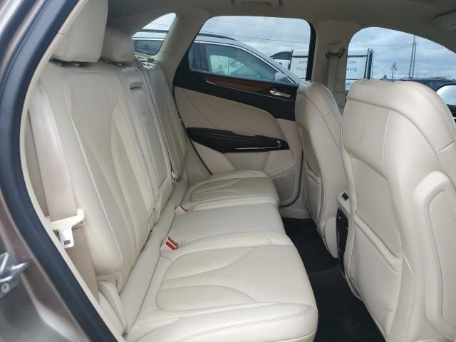 Photo 10 from auction – 2016 LINCOLN MKC RESERV with VIN 5LMCJ3D95GUJ31456