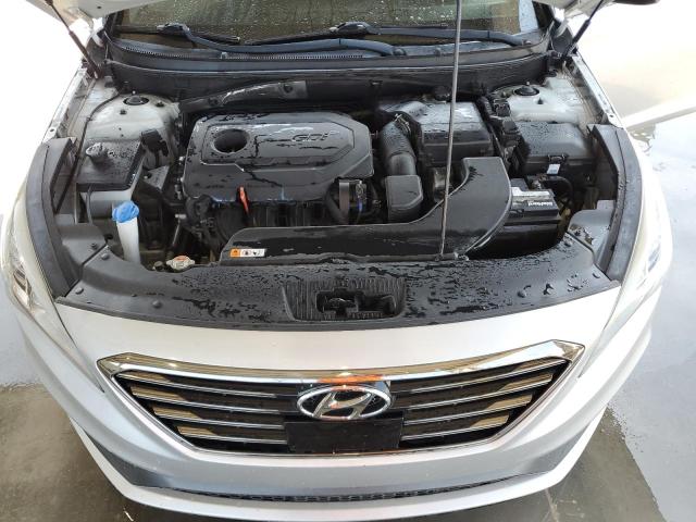 Photo 11 from auction – 2016 HYUNDAI SONATA SPO with VIN 5NPE34AF5GH412354