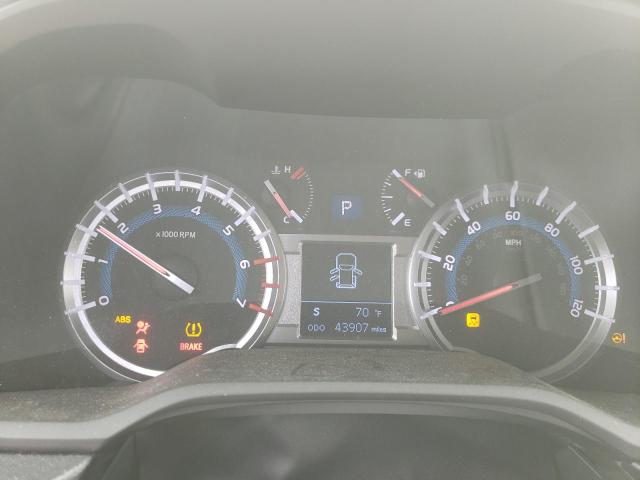Photo 9 from auction – 2018 TOYOTA 4RUNNER SR with VIN JTEZU5JR9J5186207