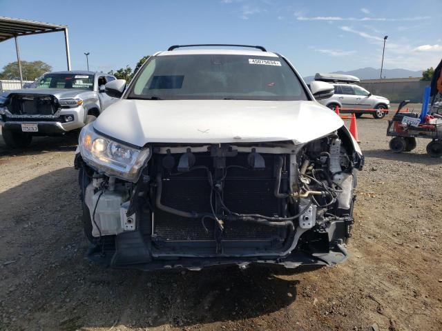 Photo 5 from auction – 2017 TOYOTA HIGHLANDER with VIN 5TDBGRFH1HS033832