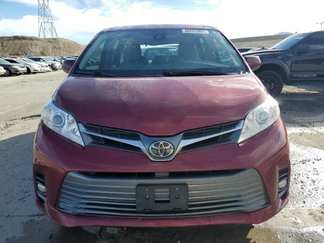 Photo 5 from auction – 2018 TOYOTA SIENNA XLE with VIN 5TDYZ3DC3JS910223