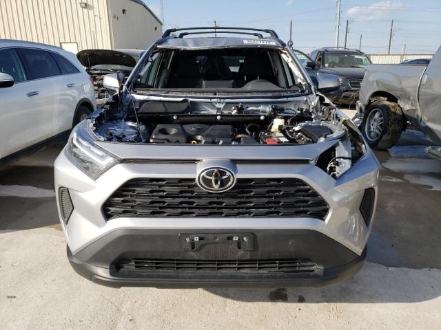 Photo 5 from auction – 2024 TOYOTA RAV4 XLE with VIN 2T3W1RFV5RC254134