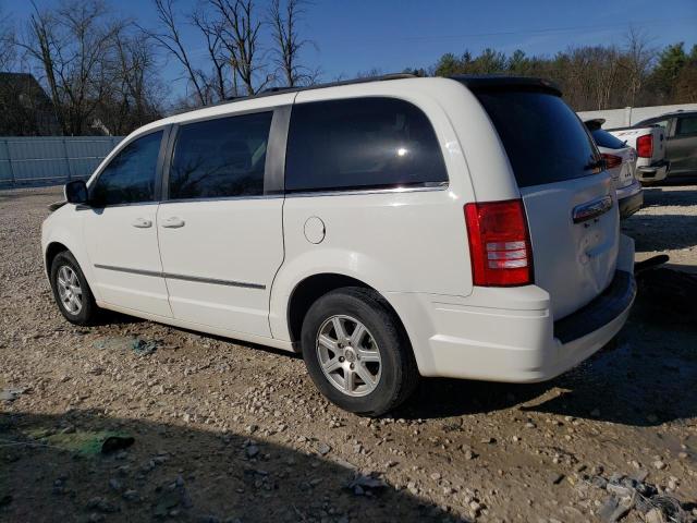 Photo 2 from auction – 2010 CHRYSLER TOWN & COU with VIN 2A4RR5D17AR212344