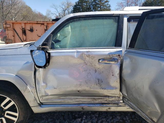 Photo 7 from auction – 2015 TOYOTA 4RUNNER SR with VIN JTEBU5JR7F5267280