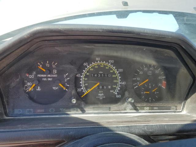 Photo 9 from auction – 1995 MERCEDES-BENZ E 320 with VIN WDBEA66E2SC281677