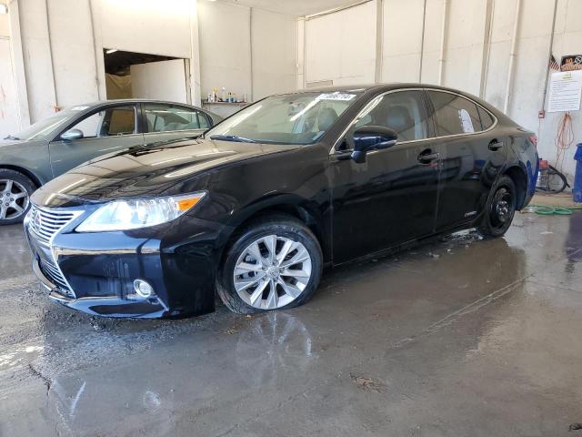 LEXUS ES 300H 2014 z numerem VIN JTHBW1GGXE2048082 - Zdjęcie z aukcji