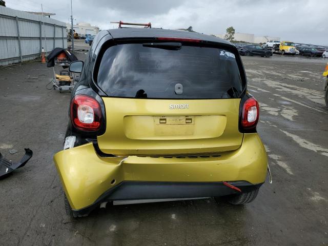 Photo 6 from auction – 2016 SMART FORTWO with VIN WMEFJ5DA5GK150015