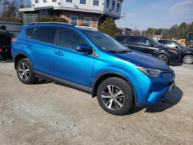 Photo 4 from auction – 2017 TOYOTA RAV4 XLE with VIN JTMRFREV7HJ118969