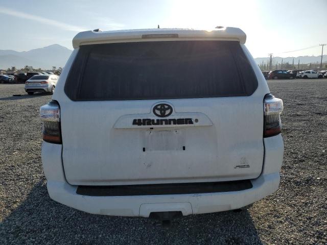 Photo 6 from auction – 2019 TOYOTA 4RUNNER SR with VIN JTEBU5JR9K5679274