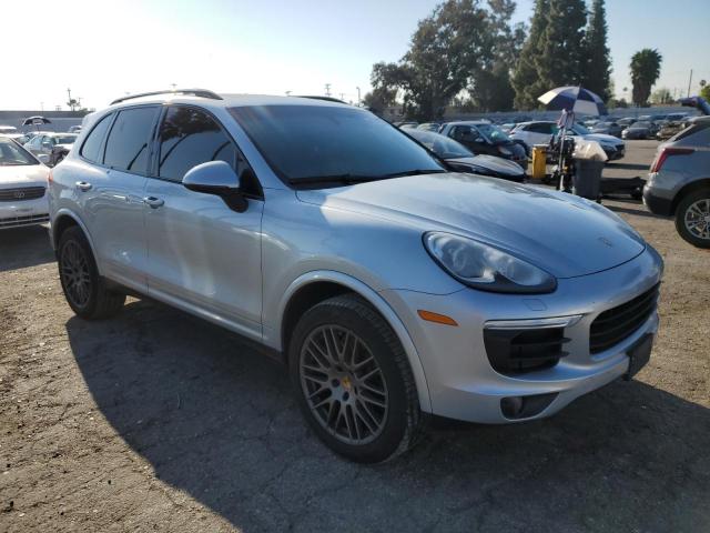 Photo 4 from auction – 2017 PORSCHE CAYENNE with VIN WP1AA2A2XHKA83836