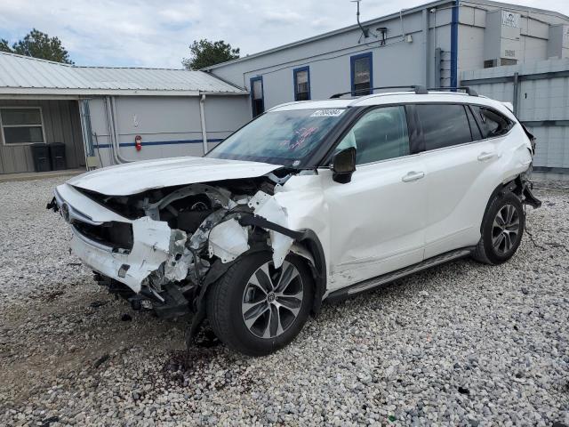 TOYOTA HIGHLANDER 2021 with VIN 5TDGZRAH6MS073633 - Photo from auction