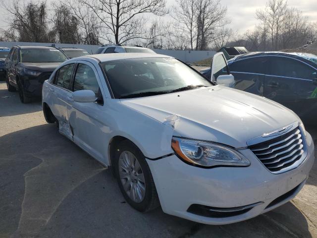 Photo 4 from auction – 2014 CHRYSLER 200 LX with VIN 1C3CCBAB0EN142895