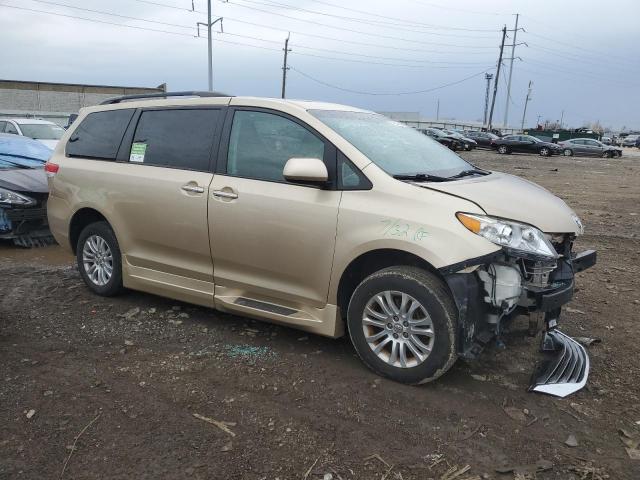 Photo 4 from auction – 2012 TOYOTA SIENNA XLE with VIN 5TDYK3DC2CS253955
