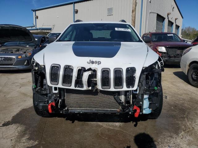 Photo 5 from auction – 2017 JEEP CHEROKEE T with VIN 1C4PJMBS0HW638498
