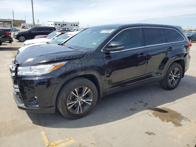 TOYOTA HIGHLANDER 2019 with VIN 5TDZARFH2KS048217 - Photo from auction