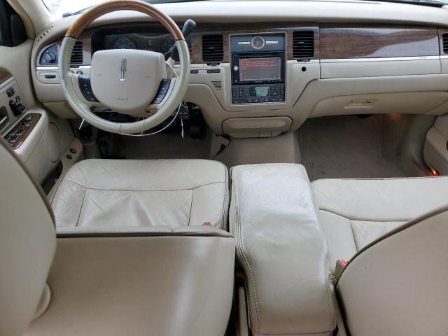Photo 8 from auction – 2007 LINCOLN TOWN CAR with VIN 1LNHM83V77Y612247