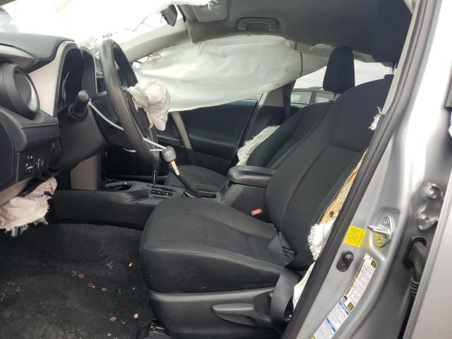 Photo 7 from auction – 2017 TOYOTA RAV4 LE with VIN 2T3BFREV5HW549376