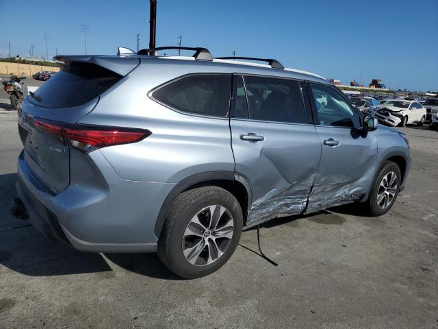 Photo 3 from auction – 2022 TOYOTA HIGHLANDER with VIN 5TDHARAH2NS016326