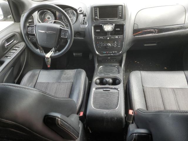 Photo 8 from auction – 2014 CHRYSLER TOWN & COU with VIN 2C4RC1HG2ER199992