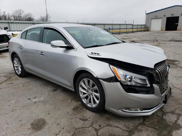 Photo 4 from auction – 2016 BUICK LACROSSE with VIN 1G4GB5G36GF116098