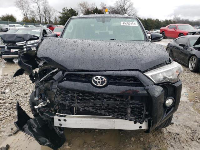 Photo 5 from auction – 2018 TOYOTA 4RUNNER SR with VIN JTEZU5JRXJ5183462