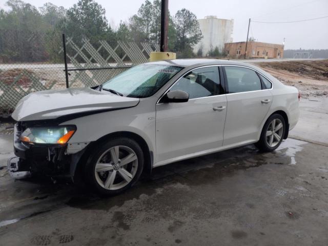 VOLKSWAGEN PASSAT S 2015 with VIN 1VWAT7A32FC108718 - Photo from auction