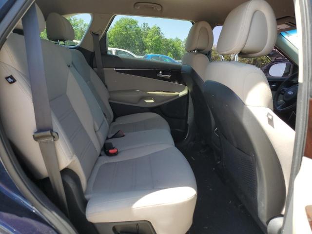 Photo 11 from auction – 2017 KIA SORENTO LX with VIN 5XYPG4A52HG213534