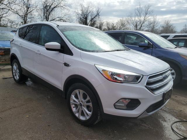 Photo 4 from auction – 2017 FORD ESCAPE SE with VIN 1FMCU0GD0HUB21511