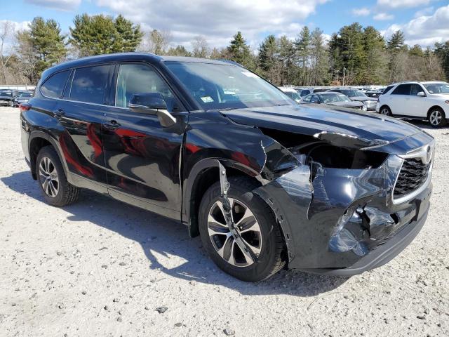 Photo 4 from auction – 2021 TOYOTA HIGHLANDER with VIN 5TDGZRBHXMS529888