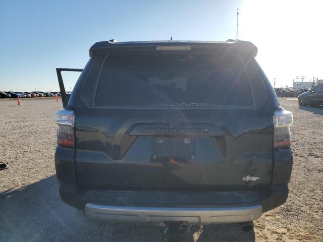 Photo 6 from auction – 2019 TOYOTA 4RUNNER SR with VIN JTEBU5JR1K5639853