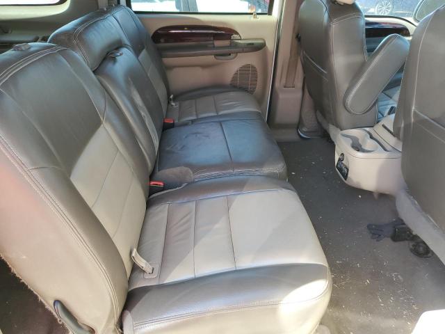 Photo 11 from auction – 2004 FORD EXCURSION with VIN 1FMNU44P04EB83428