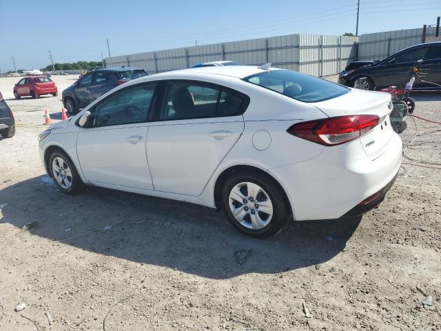 Photo 2 from auction – 2017 KIA FORTE LX with VIN 3KPFK4A77HE044488
