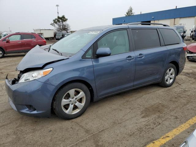 Photo 1 from auction – 2017 TOYOTA SIENNA LE with VIN 5TDKZ3DC4HS888216