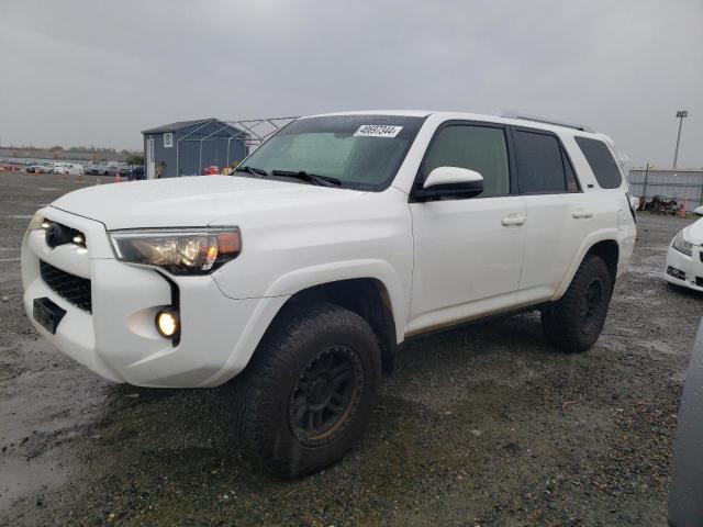 TOYOTA 4RUNNER SR 2018 with VIN JTEBU5JR4J5577086 - Photo from auction