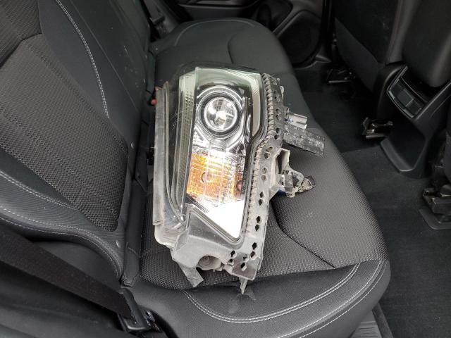 Photo 13 from auction – 2019 SUBARU FORESTER with VIN JF2SKACC6KH526797