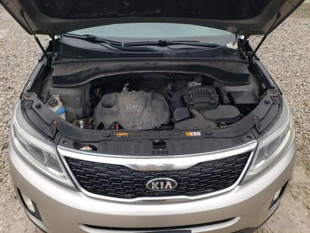 Photo 12 from auction – 2015 KIA SORENTO LX with VIN 5XYKTCA67FG652914