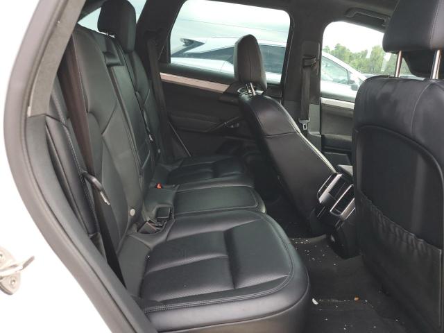 Photo 11 from auction – 2016 PORSCHE CAYENNE GT with VIN WP1AD2A29GLA75825