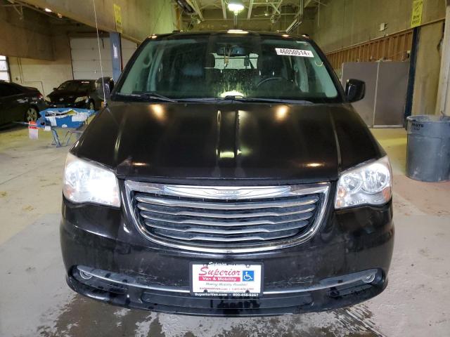 Photo 5 from auction – 2014 CHRYSLER TOWN & COU with VIN 2C4RC1BG9ER441508
