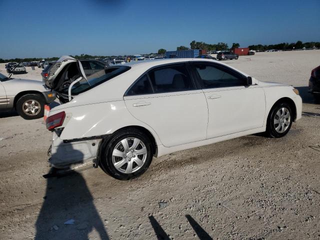 Photo 3 from auction – 2010 TOYOTA CAMRY BASE with VIN 4T1BF3EK8AU543797