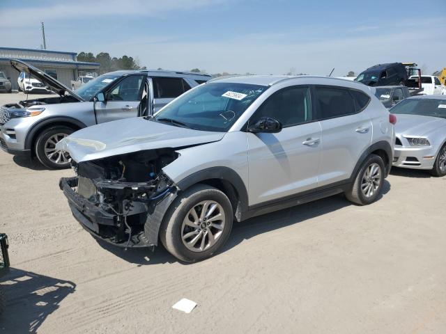 HYUNDAI TUCSON LIM 2016 with VIN KM8J33A47GU062895 - Photo from auction