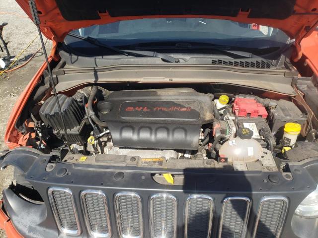 Photo 12 from auction – 2018 JEEP RENEGADE L with VIN ZACCJABB1JPH92668