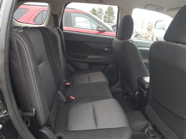 Photo 11 from auction – 2018 MITSUBISHI OUTLANDER with VIN JA4AD2A38JZ000560