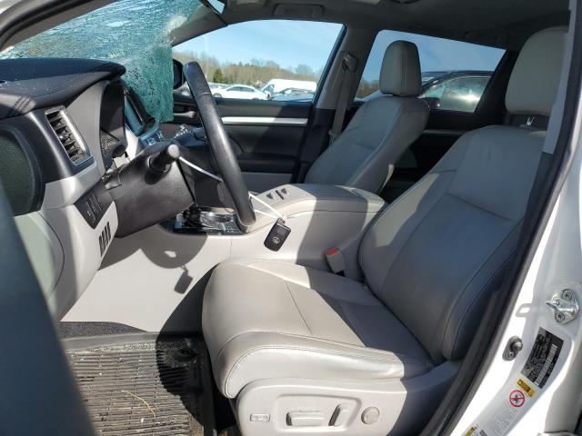 Photo 7 from auction – 2017 TOYOTA HIGHLANDER with VIN 5TDJZRFH8HS476386