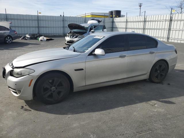 BMW 528 I 2012 with VIN WBAXG5C55CDX03005 - Photo from auction