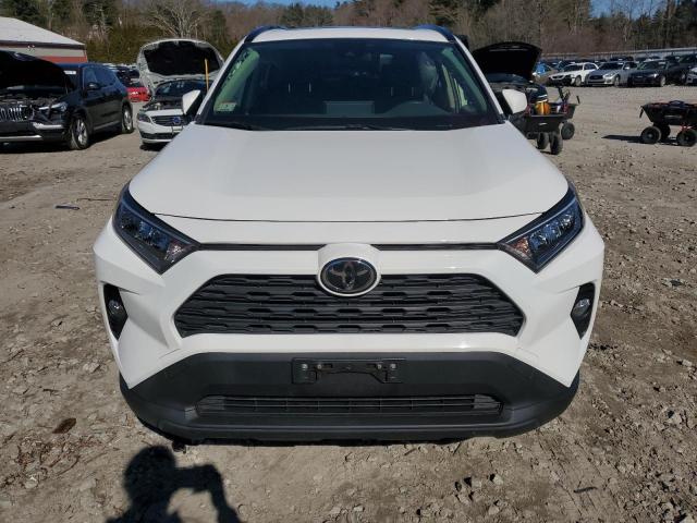 Photo 5 from auction – 2019 TOYOTA RAV4 XLE with VIN JTMP1RFV3KD517694
