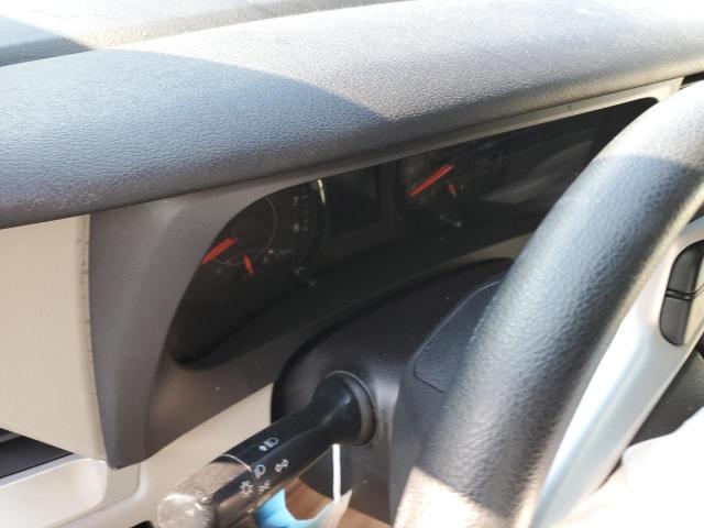 Photo 9 from auction – 2017 TOYOTA SIENNA LE with VIN 5TDKZ3DC2HS772576