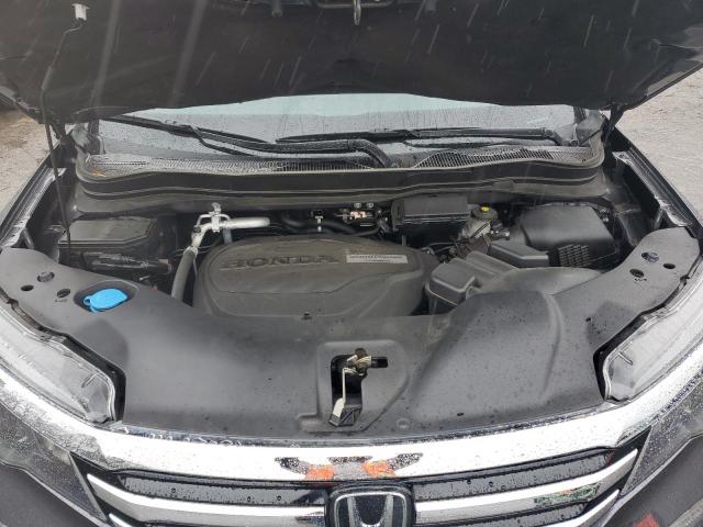 Photo 12 from auction – 2018 HONDA PILOT TOUR with VIN 5FNYF6H97JB044619