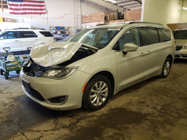 CHRYSLER PACIFICA T 2017 with VIN 2C4RC1BG9HR623326 - Photo from auction